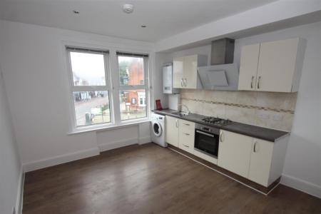 3 bedroom Duplex to let in Kings Road, Bournemouth