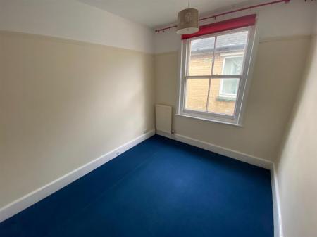 3 bedroom Semi-detached house to let in South Road, Bournemouth