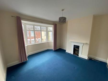 3 bedroom Semi-detached house to let in South Road, Bournemouth