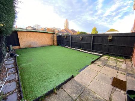 3 bedroom Semi-detached house to let in Wimborne Road, Bournemouth