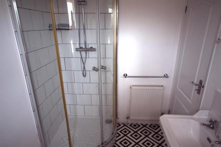 3 bedroom Semi-detached house to let in Evesham Close, Bournemouth