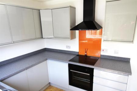 3 bedroom Semi-detached house to let in Evesham Close, Bournemouth