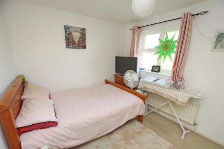 2 bedroom End of terrace house to let in Warmwell Close, Bournemouth