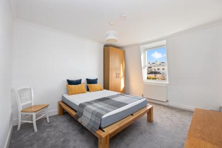 2 bedroom Flat for sale in First Avenue, Hove, BN3