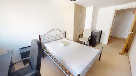 2 bedroom Flat to let in 30 Regent Street