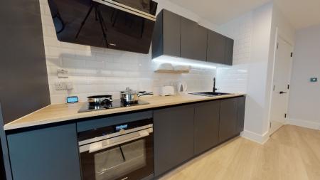 1 bedroom Studio flat to let in The Furlong