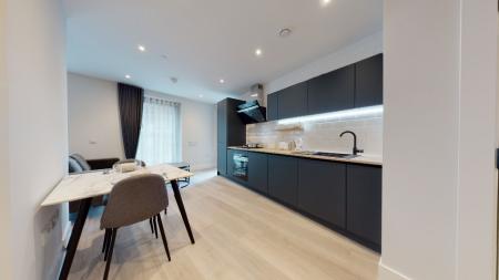 1 bedroom Studio flat to let in The Furlong