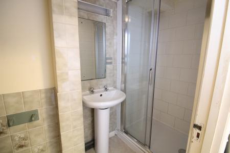 5 bedroom Flat to let in Kings Road