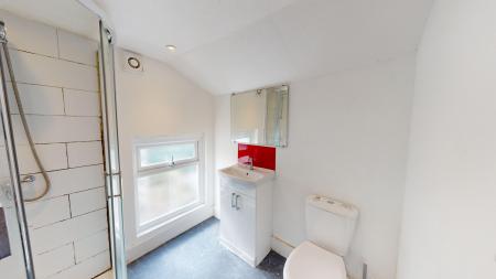 5 bedroom Flat to let in Elm Grove