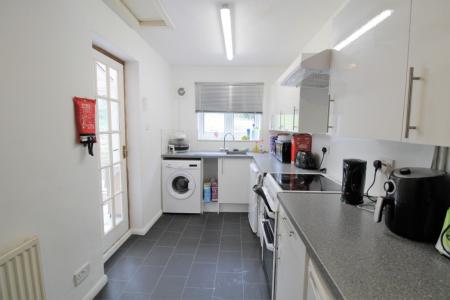 3 bedroom End of terrace house to let in Medmerry Hill, Brighton, BN2