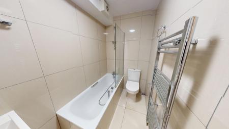 2 bedroom Flat to let in Paston Place, Brighton, BN2