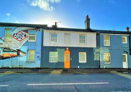3 bedroom Terraced House to let in Viaduct Road, Brighton, BN1