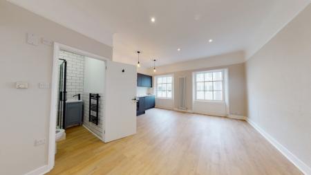 1 bedroom Flat to let in Western Road, Hove, BN3