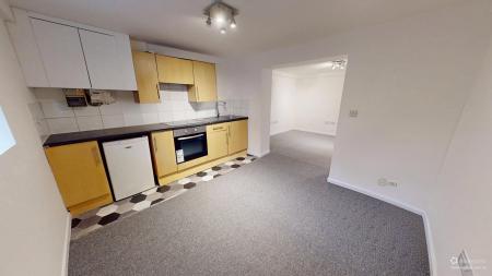 1 bedroom Studio flat to let in Lewes Road, Brighton, BN2