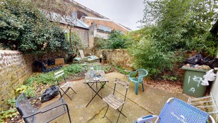 8 bedroom Terraced House to let in Ditchling Rise, Brighton, BN1