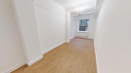 2 bedroom Flat to let in Marine Parade, Kemptown, Brighton, BN2