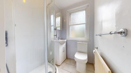 2 bedroom Flat to let in Cromwell Road