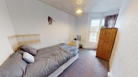 7 bedroom Semi-detached house to let in Newmarket Terrace, Brighton, BN2