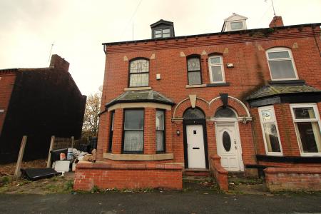 Queens Road, Chadderton, OL9
