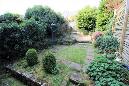 2 bedroom Terraced House to let in Bolton Road, Bury, BL8