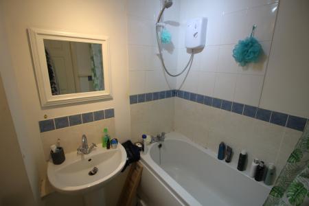 1 bedroom Flat for sale in Rock Street, Oldham, OL1
