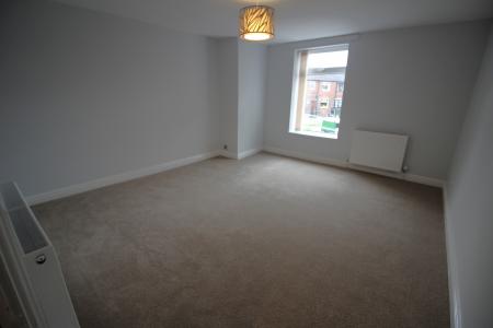 2 bedroom Terraced House for sale in Thomas Street, Lees, OL4
