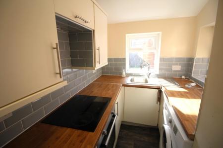 2 bedroom Terraced House for sale in Turton Road, Bury, BL8
