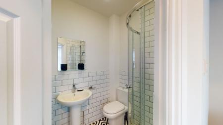 1 bedroom House share to let in Harcourt Street, Oldham, OL1