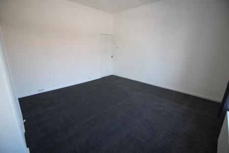 2 bedroom Terraced House to let in Rochdale Road, Shaw, OL2