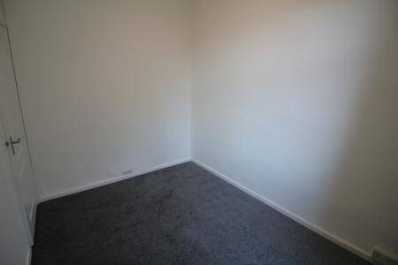 2 bedroom Terraced House to let in Rochdale Road, Shaw, OL2