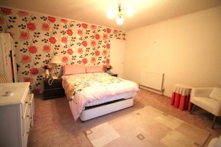 2 bedroom End of terrace house for sale in Prince George Street, Oldham, OL1