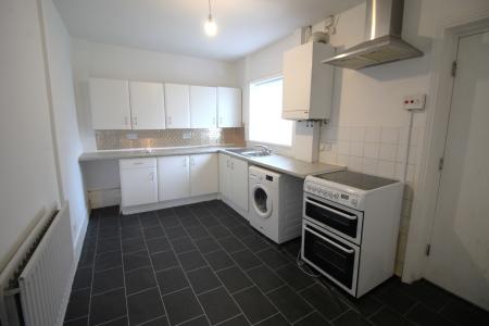 2 bedroom End of terrace house to let in Ashwood Avenue, Ramsbottom, BL0