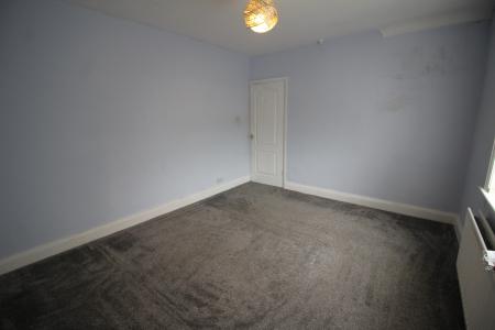 2 bedroom End of terrace house to let in Ashwood Avenue, Ramsbottom, BL0