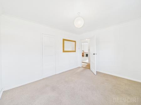 2 bedroom Maisonette for sale in Derwent Road, Bury St Edmunds, IP32