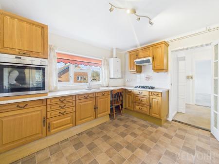 2 bedroom Maisonette for sale in Derwent Road, Bury St Edmunds, IP32