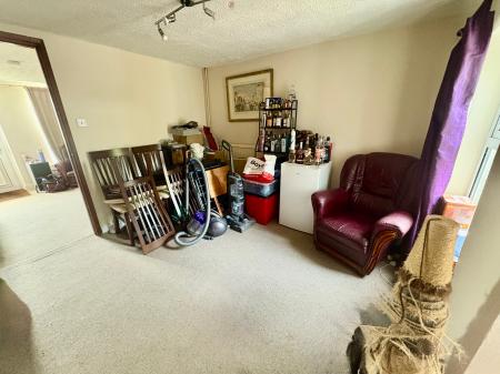 2 bedroom End of terrace house for sale in New Road, Huntingdon, PE16
