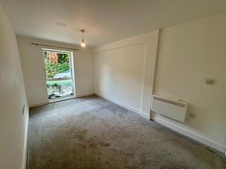 3 bedroom Flat for sale in Springfield Road, Cambridge, Cambridge, CB4