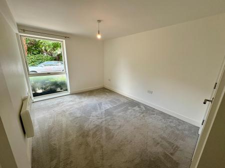 3 bedroom Flat for sale in Springfield Road, Cambridge, Cambridge, CB4