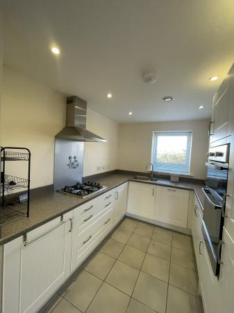 3 bedroom Terraced House to let in Mosquito Road, Cambridge, CB23