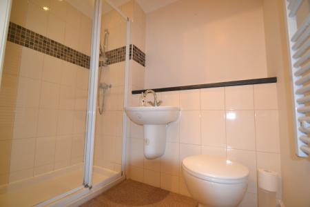 2 bedroom Flat to let in Victoria Road, Cambridge, CB4