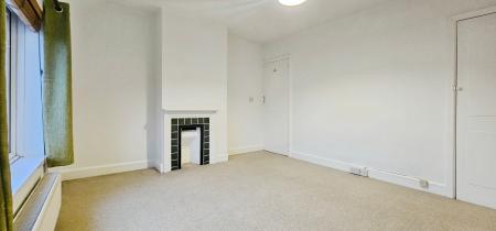 2 bedroom Semi-detached house to let in Green End Road, Cambridge, CB4