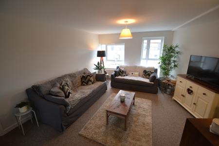2 bedroom Flat to let in Chieftain Way, Orchard Park, Cambridge, CB4