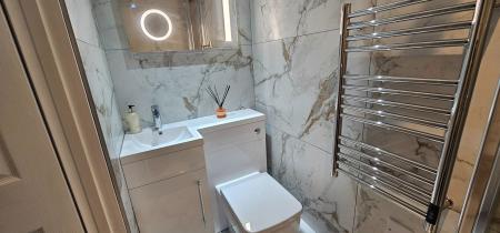 1 bedroom Flat to let in High Street, Cambridge, CB22