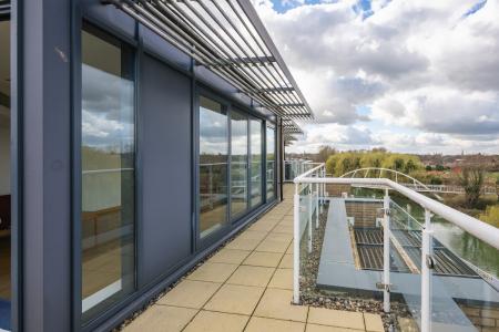 2 bedroom Flat to let in Riverside, Cambridge, CB5