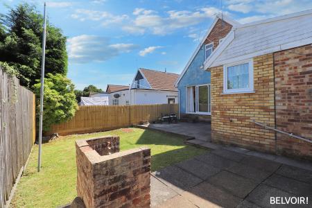 3 bedroom Detached house for sale in Clas Ty Gelli, Coed Y Cwm, Pontypridd, CF37