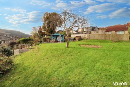 4 bedroom Detached house for sale in Hillside View, Graigwen, Pontypridd, CF37