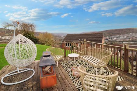 4 bedroom Detached house for sale in Hillside View, Graigwen, Pontypridd, CF37