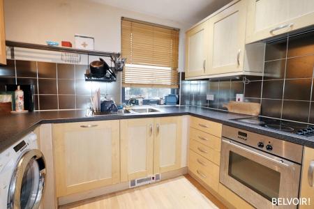 2 bedroom Flat for sale in Pantbach Road, Rhiwbina, Cardiff, CF14