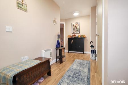 2 bedroom Flat for sale in Pantbach Road, Rhiwbina, Cardiff, CF14