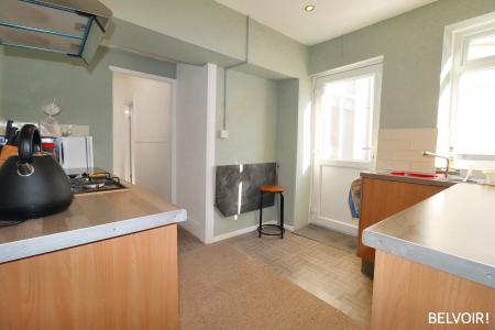 3 bedroom Terraced House for sale in Queen Street, Pontypridd, CF37